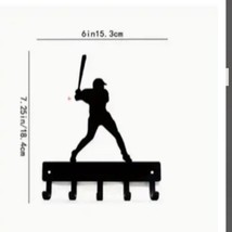 Baseball Themed Key Ring Holder Color Black Baseball Hitter - $202.97 MXN