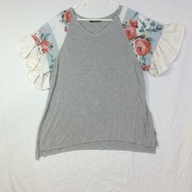 Acting Pro Top Size XL Grey Floral Print Ruffle Sleeve Pullover Blouse - $7.87