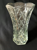 Anchor Hocking 6 Panel Pressed Glass Vase Star of David Pattern 10 1/2&quot; - $7.99
