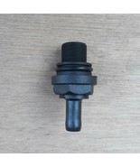 PCV VALVE FIT for TOYOTA 4RUNNER TACOMA 2.7L 05-15 LAND CRUISER TUNDRA - $14.38 CAD