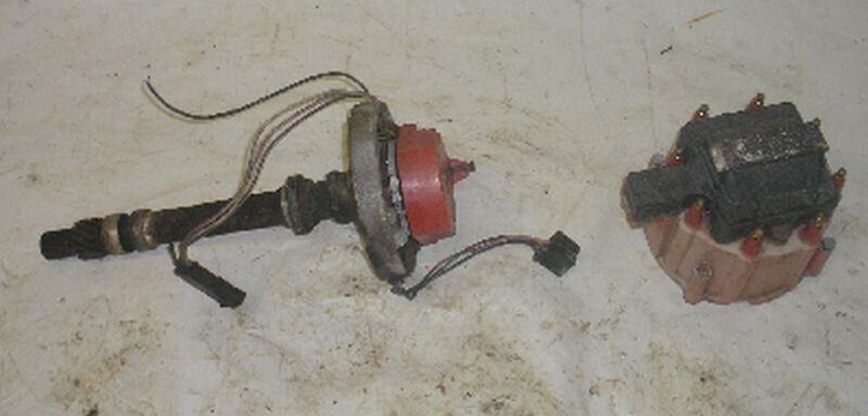 1981 Galaxy 19&#39; Boat w OMC 5.7L 350 GM Distributor Delco - cap is broken - - $61.88