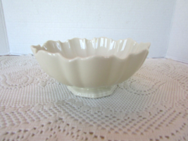 Lenox Special 6&quot; Round Small Bowl Scallop Rim Ivory Made in USA - £10.24 GBP