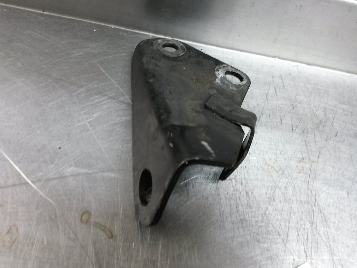 Engine Lift Bracket For 04-08 Mitsubishi Endeavor  3.8 - $25.94