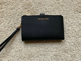 Michael Kors Wristlet Purse Small Zip-Around Leather Card Case Wallet - New - £63.38 GBP