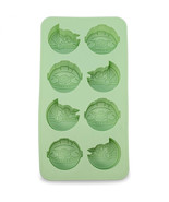 Star Wars The Mandalorian Grogu The Child in Pram Ice Cube Tray Green - $22.82