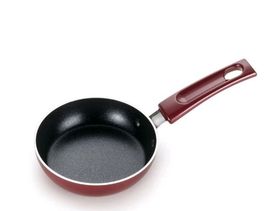 T-FAL ~ RED ~ 5&quot; Dia. ~ Egg Pan ~ Mini Fry Pan ~ Non-Stick Interior - $35.32 CAD