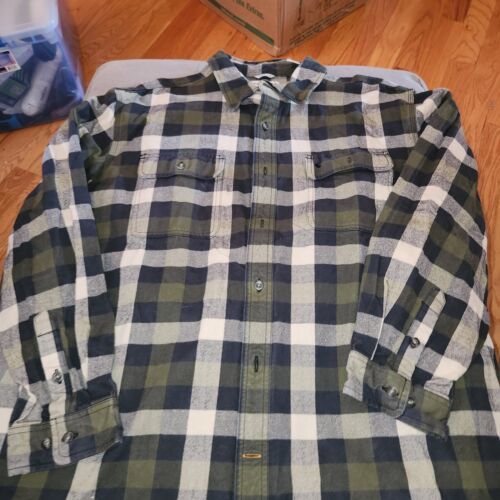 Primary image for Carhartt Men’s 2XL Original Fit Heavyweight Plaid Flannel Button Shirt