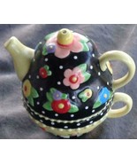 Beautiful Little Ceramic Teapot &amp; Teacup Salt &amp; Pepper Set - VGC - SUPER... - $40.73 CAD