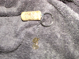 family of heart WINE CORK KEY CHAIN w/2 sm gold color hearts  (D) - $2.00