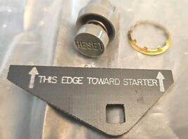 9/16&quot; Dia. GRAY RESET  Momentary Push Button -13/16&quot; OVERALL LENGTH w/ S... - $416.07 MXN