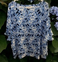 Loft Plus Woman’s Floral Blouse Size 26 Blue White Ruffle Sleeves Polyester - £19.78 GBP