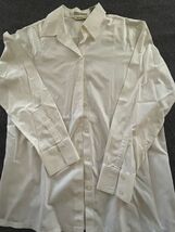 Eddie Bauer Wrinkle Resistant Long Sleeve Button Up White Shirt Women’s ... - $214.25 MXN