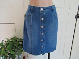 Style &amp; Co skirt denim pencil  mid-rise Size 4 blue medium wash button f... - £14.80 GBP