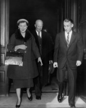President Dwight Eisenhower and Mamie leave US Capitol 1959 Photo Print - £6.92 GBP+