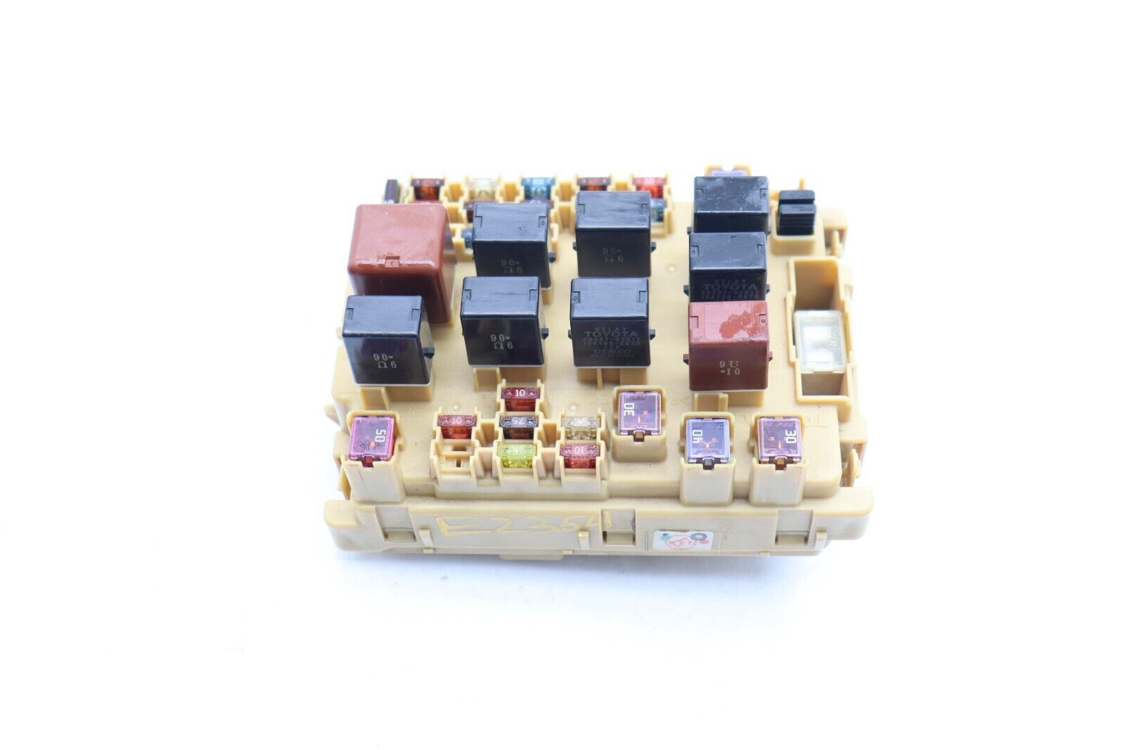 00-05 TOYOTA CELICA ENGINE BAY FUSE RELAY BOX E2354 - $51.56