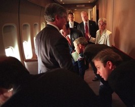 President George W. Bush looks out windows of Air Force One -New 8x10 Photo - £6.93 GBP