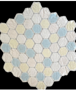 Vtg Handmade Table Topper Crochet Hexagon Pastels Pink Blue Yellow Grann... - $333.35 MXN