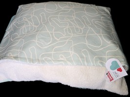 Hooded Pillow Dog Bed - M - Boots &amp; Barkley - €11,47 EUR