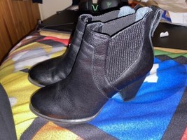 UGG Black Leather Detail High Heel Ankle Boots Size 5.5 - £27.94 GBP