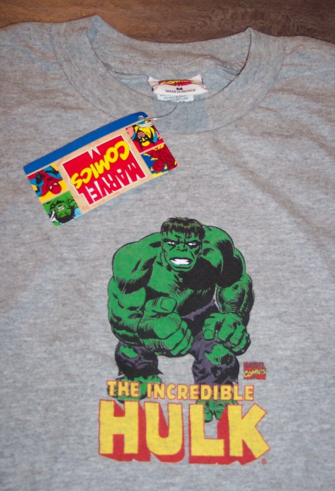 Primary image for THE INCREDIBLE HULK Marvel Comics T-Shirt YOUTH MEDIUM The Avengers NEW w/ tag