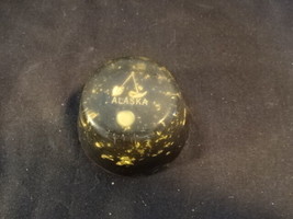 Old Vtg Collectible Alaska Decorative Paperweight 2 1/2&quot; x 2 1/2&quot; - £15.89 GBP