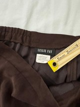Leslie Fay Women’s Brown Rear Zip & Slit A-Line Pull-On Skirt Size 20 Waist 28" image 3