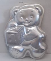 Rare Vintage 1995 Wilton Enterprises Teddy Bear Aluminum Cake Pan 2105-8257 - $24.70
