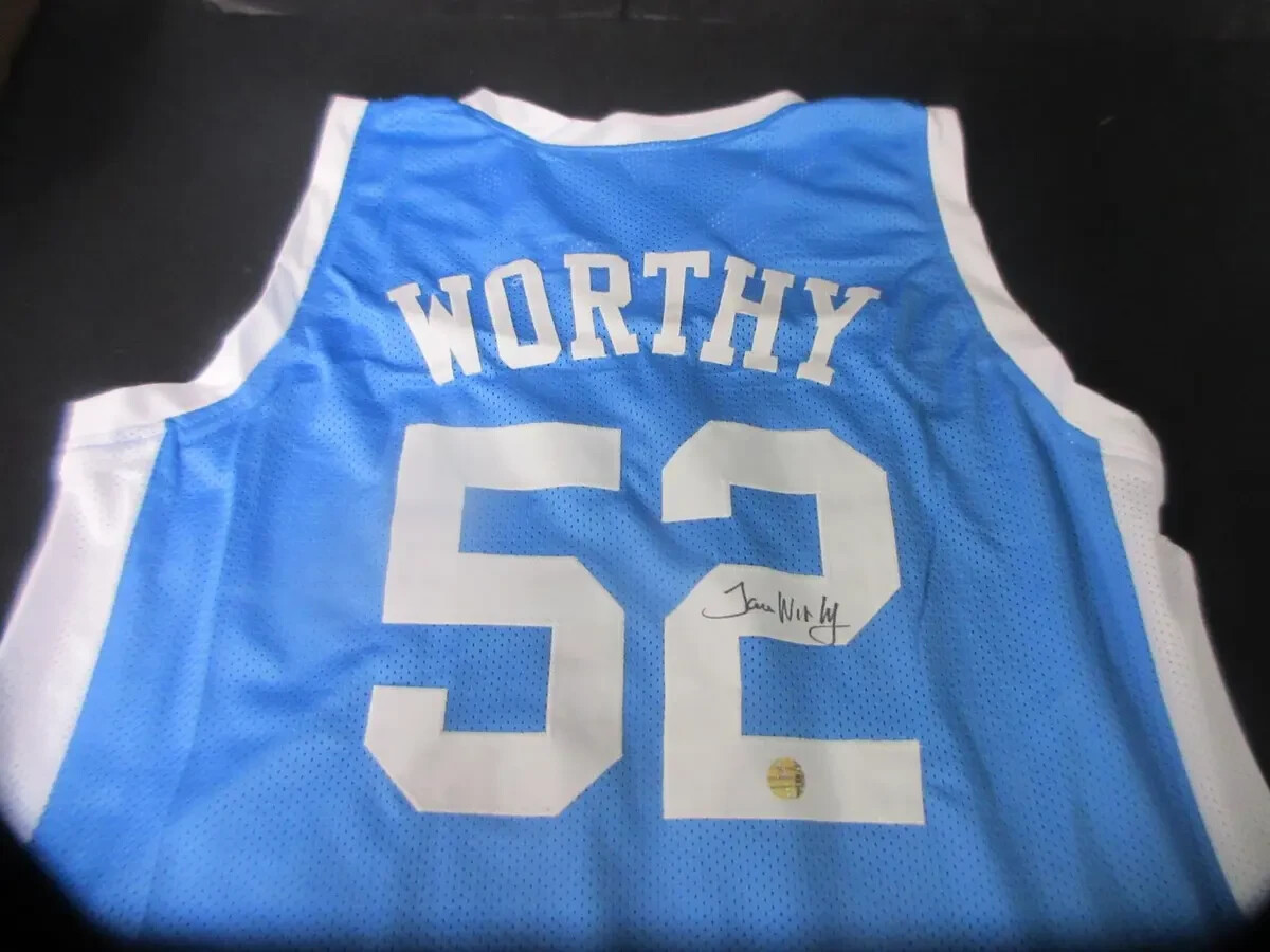 JAMES WORTHY SIGNED TAR HEELS JERSEY WITH COA - £84.27 GBP