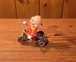 Vintage Tin Wind Up Clown on a Tricycle Made in Korea 4&quot;L - $12.00