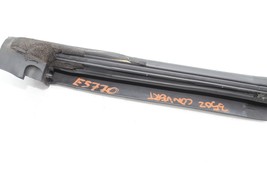 04-09 NISSAN 350Z CONVERTIBLE TOP SEAL RIGHT 97170-CE400 E5770 image 12
