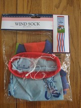 Wind Sock Bless The USA 48 In - $353.16 MXN