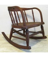 Antique Oak Curved Back Hand Woven Cane Seat Children&#39;s Rocking Chair - €197,00 EUR