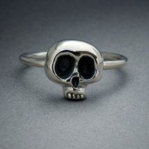 Skull ring, Sterling silver, gothic, Silver skull ring, Stacking band - £55.15 GBP