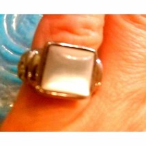 Beautiful~Moonstone Silver Ring Sz 6 - £13.22 GBP