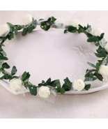 Flower Head Wreath White Adjustable - $4.11 CAD