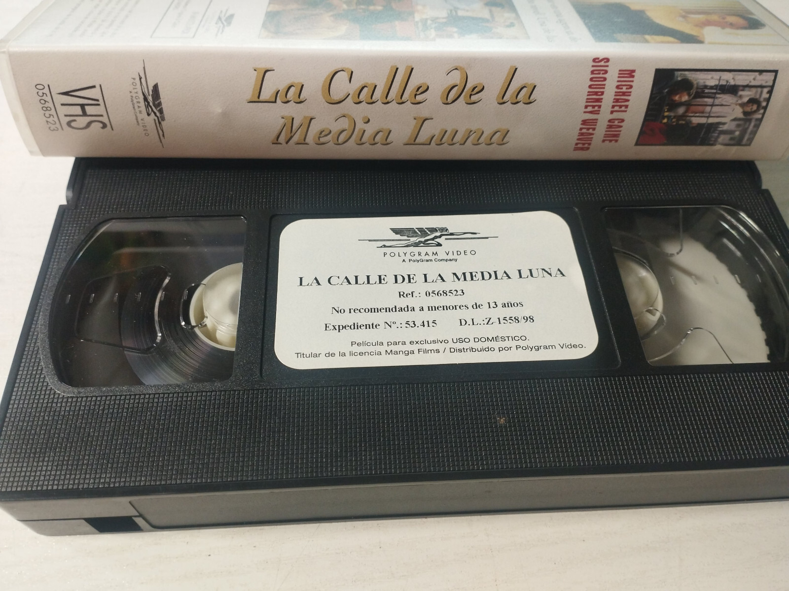 The Street Of The Half Moon SIGOURNEY WEAVER MICHAEL CANE - VHS Tape Spanish Item image 5