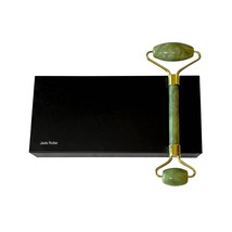 Jade Roller - $928.02 MXN