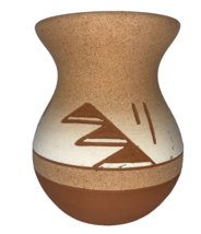 Vintage Sun Rose Sioux Terra Cotta Art Pottery Vase - 1990&#39;s - £14.12 GBP