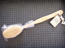 Natural Wood Bristle Back Brush Long Wooden Handle Bath Shower Spa Body Scrubber - $10.95