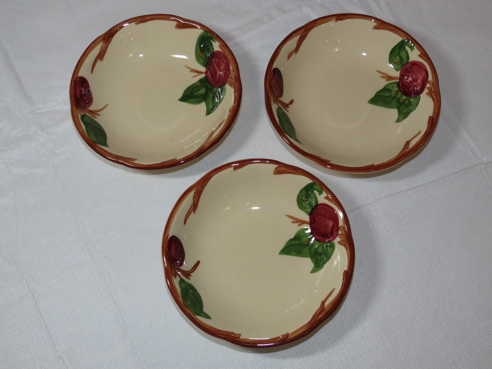 lot of 3 Franciscan Earthenware USA RED Apple Pattern Fruit or Berry Bowls ~ - $18.35