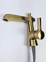 Moen S6981BG Flara 1.2 GPM Single Hole Bathroom Faucet - Brushed Gold  *READ - £162.15 GBP