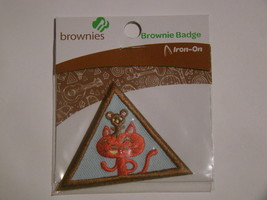 Girl Scouts Brownie Badge &quot;Making Friends&quot; (New) - £9.59 GBP