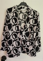 Womens Plus 3X Time and a Half Black/White V-Neck Shirt Top Blouse - $18.81