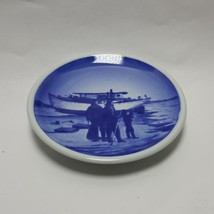 Royal Copenhagen Fajance Fiskere Fisherman Boat Sea Ceramic Mini Plate 77 2010 - £7.40 GBP