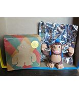 Mail Chimp Freddie Figurine Monkey Collectible Figure Freddie Vault Edit... - $458.83 MXN