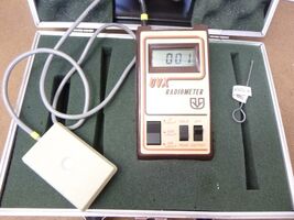 UVP Model UVX Portable Digital Radiometer W/ UVX-25 Wired Sensor - $95.06