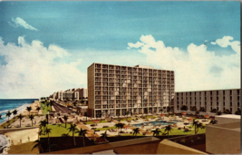 Holiday Inn Miami Beach Collins and 22nd  Vintage Postcard Florida (D2) - £4.49 GBP