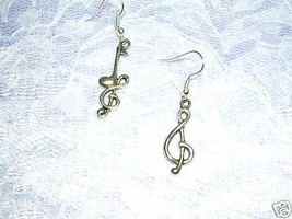 Silver Tone Music Note G Clef Symbol Musical Earrings - £3.98 GBP