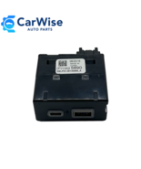 OEM 2019-2024 Black Dual Port Charging Receptacle GM Hub 13525890 - $54.32 CAD