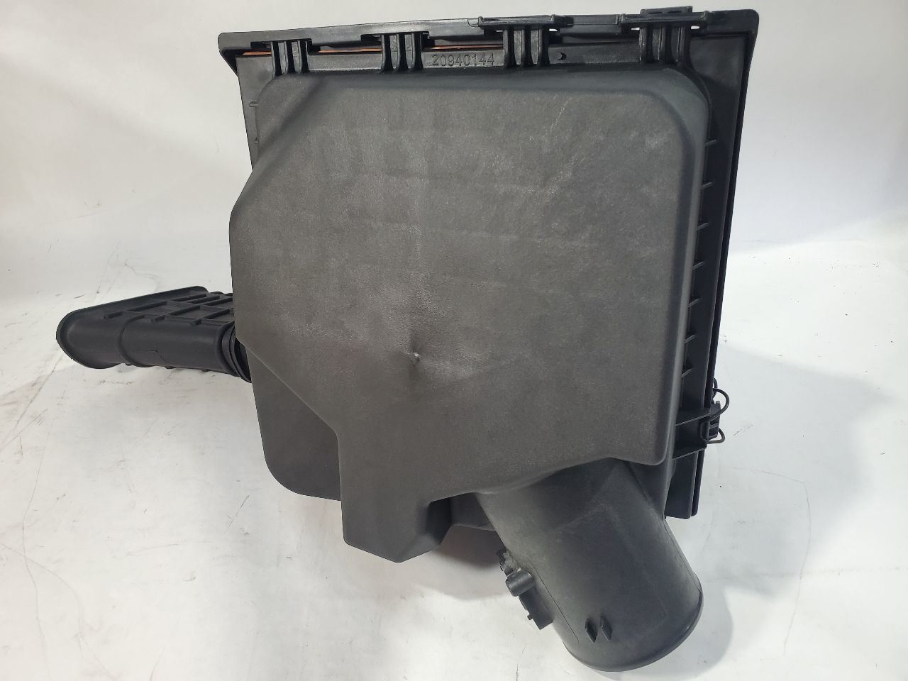 2012 2013 2014 2015 2016 Cadillac SRX New OEM Air Cleaner 22788576  Item image 10